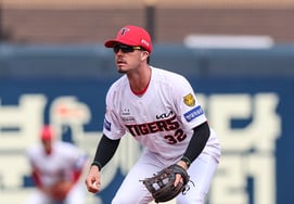 A, sao lại đứng đó!' Kết thúc bệnh tật dễ dàng chỉ dừng lại ở một out count → Phán đoán đáng tiếc dẫn đến thảm họa