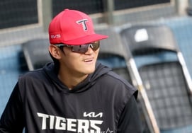 KIA's unconventional lineup! Kim Do-young will be the first 4th starting player after his professional debut → Castro and Na Sung-beom lowered one stroke each