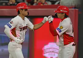 「先発全員安打＋ナ・ソンボム5打点」KIAは5回までに15得点の火力ショー！ イ·テヤン、3イニング完投→サムスンを15-5で完封！ [光州現場レビュー]