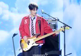 デイン、ハートを盗むイケメンベーシスト [★写真]