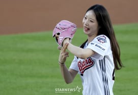 [フォト] イム・リウォン「ドゥサンの熱狂的ファンであることを証明した瞬間」