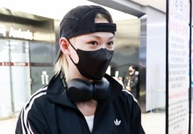 Stray Kids FELIX's "Eyes with bright eyes." [★ Photo]