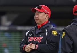 李范浩也对首发全员安打表示欢迎 "希望以此为契机恢复击球感→感谢助威的KIA球迷"