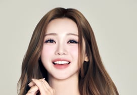 Hong Ji Yoon, "3rd King of Active Singers," picked as a special MC for "The Trot Show."Live on the 13th [Official]