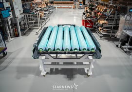 宝马公开采用平面型氢气储存装置的"宝马iX5 Hydrogen"