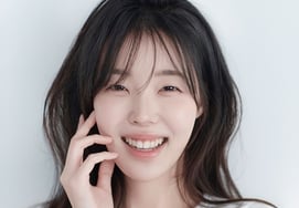 Han Se-hee and Kim Hyang-gi, who were court ladies in 'Wonkyung', become friends..Appearing on "The Absolute Value of Romance." [Official]