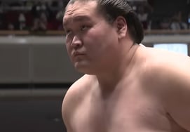 'Shocked' A huge 192cm 176kg hit a 20-year-old student → But punishment with a soft bat "A general society would never have imagined..."