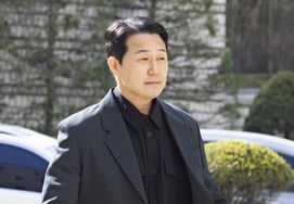 『イム・ソンゴン裁判証言』パク・ソンウ、再び本業へ..『シムウミョン ヨンリリ』→『ムンム』が熱心に活動中 [スター・イシュー]