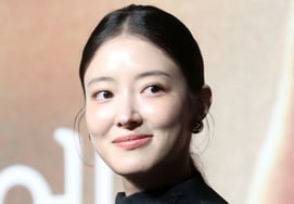 Ли Се Ён, звездный рейтинг 女 3-е место среди актеров.Ожидания 'Императрицы повторного брака' ↑