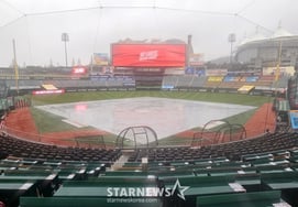 [フォト] 「しっとりとした春雨にびしょ濡れの」ランダーズフィールド、ハンファ‑SSGの試合は次の機会に