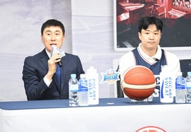 "夺冠概率是0%？ 我要写神话" KCC队主教练李尚敏和许雄，向冠军发起挑战 "与正规联赛不同" [KBLPO媒体日现场]