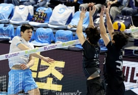 Чон Джи Сок "Капитан" выиграл Korean Air и был награжден MVP чемпионата.