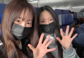 "Two reality shows before your debut?"Blue Brown Rookie of the Year