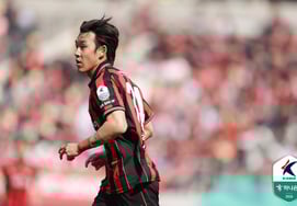 ソウル、‘全北戦で9年無勝’を断ち切る適任者はソン・ミング？ キム・ギドン監督「全北戦だけはゴールを決めさせた」「笑い」 [サンアム現場]