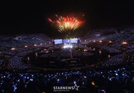 Мировой тур BTS Ариранг 'Потрясающая сцена' [★Фото]