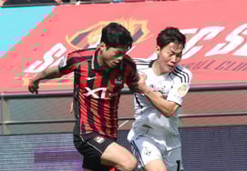 [相片儿] 姜尚允-崔俊"被推倒就完蛋了"