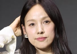 Lee Hyo-ri, today (12th) father's death...Protecting the mortuary with her husband, Lee Sang-soon