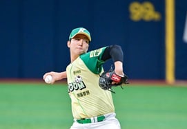 Ух ты!' Ан Уджин сошел с ума! До 160 км → Действительно ли это правда, 1 подача без потери очков