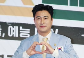 Ahn Jung Hwan: "Mafia Ý đã giết tôi"Hậu quả thảm khốc 'Bàn thắng vàng' World Cup 2002 [câu hỏi có chủ đề]