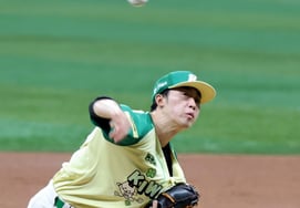 [Photo] Bae Dong-hyun is fighting hard against Lotte