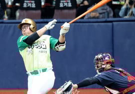 [Chụp ảnh] 'Tấn công' Ahn Chi Hong