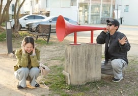 『ブチャンブス』とはこういうこと..チョンジン♥リュ·イソ♥義母、冗談MAXの桜お出かけ