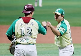 [相片儿] "守住了2分！' 金在雄和金健熙