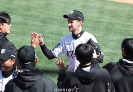 Сувон Понсе «еще» KKKKKK, Hanwha→Самсунг→Дусан «ни одной точки» не смог сделать! KT снова побеждает подряд → занял первое место вместе с LG