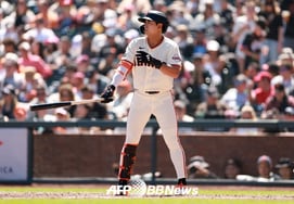 「悪!」『イ·ジョンフの頭に向けた『脅威球』が一つ』 本当にひどいね→結局結果は4打数無安打『骨の折れる沈黙』