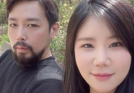 《解约》第28期顺子♥金先生复合？ 在首尔林捕捉到情侣自拍照 [Star Issue]