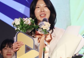 [Chụp ảnh] "Best 7 Yang Hyo Jin Em đã giữ lời hứa với chị Yeon Kyung."'