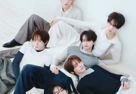 ツアーズ、清潔で澄んだ自信に満ちた純粋な少年美