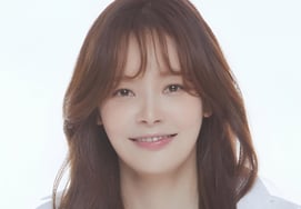 Thẩm phán Lee Han Young, con gái cả của công ty luật Baek Seung Hee.Jung Man Sik và cơm cùng nồi [chính thức]