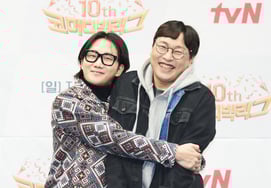 Lee Yong-jin stood by Lee Jin-ho, who was in critical condition for cerebral hemorrhage..My best friend who ran to the emergency room first