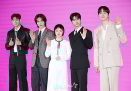 "浪漫的绝对值"主演们 [★照片]