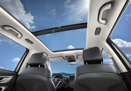 Эволюция автомобильного стекла, развитие за пределами светлых окон до "интеллектуального обесцвечивания стекла"