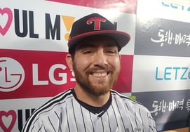 オースティン、ホームランを打っても絶賛を残した! 「ロッテのパク·ジョンミン、非常に有望な投手→必ず成功する」"