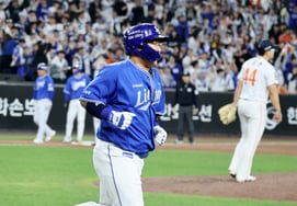 [Photo] "Early in the 9th inning, it's a tie to push." Choi Hyungwoo
