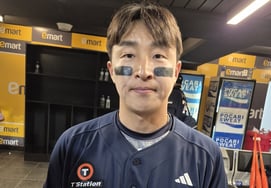 Son Ah-seop's first home run was touching. "I really wanted to play baseball" [the scene of Incheon]