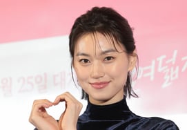 キム・ドヨン、カンヌへ行く..『ドーラ』、カンヌ映画祭監督週間への招待『快挙』