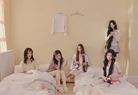 Айлет, номинант на премию American Music Awards в 2026 году.Единственная женская группа пятого поколения