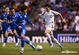 '90 phút bức bối, 1 phút cuối cùng đã tỏa sáng'' Son Heung Min thực hiện 'No Look Pass' với PK... LAFC dẫn đầu vòng bán kết Champions Cup