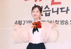 蔡元彬 "完美的颜值" [★照片]