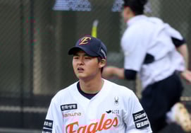 [相片儿] 转会第2天的李薰勋