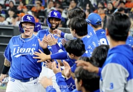 Thank you Hanwha's walk party on the second day of the year, beating '5 consecutive wins Samsung' LG to become the sole leader... 13-5 Great Victory [Daejeon site review]