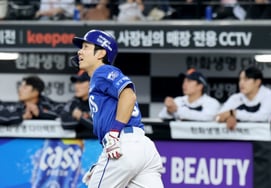 [Фото] «Вторая жертва на тарелке в начале первого иннинга» Ким Джи Чан