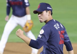 [B亮点★] 24岁同龄的金镇旭-孙成彬，梦幻般的球组合让双胞胎军团停球！ 进攻的朴正民发出消除危机的咆哮