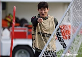 Cuộc đối đầu mơ ước giữa Kim Min Jae và Lee Kang In đã thành công! Munich giành chiến thắng ngược dòng 4-3 sau trận hỗn chiến UCL tiến vào vòng bán kết