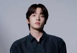 《移动2》海军陆战队的李正河空缺，新锐元奎彬当选 [Star Issue]