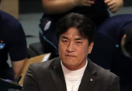 "Отплытие Ча Сан Хён Хо" Объявлен список из 18 женских национальных волейбольных команд... 5 человек Hyundai Engineering & Construction, включая Ким Дайна, «самые лучшие»